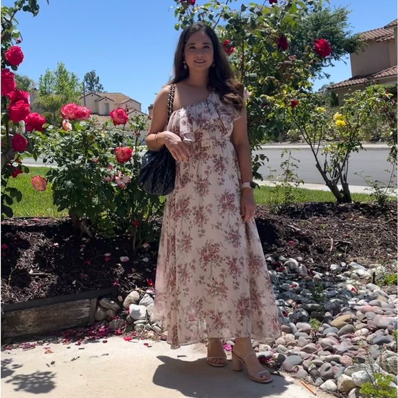 NO BRAND Women’s One Shoulder Ruffled Chiffon Maxi Floral Dress Size Small EUC - Picture 11 of 12